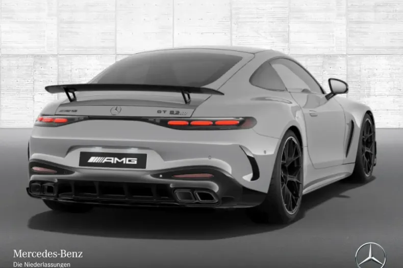 Mercedes-Benz AMG GT (Clasa GT) din 2025 cu 4.400 km - oferta MER207376 - foto 3