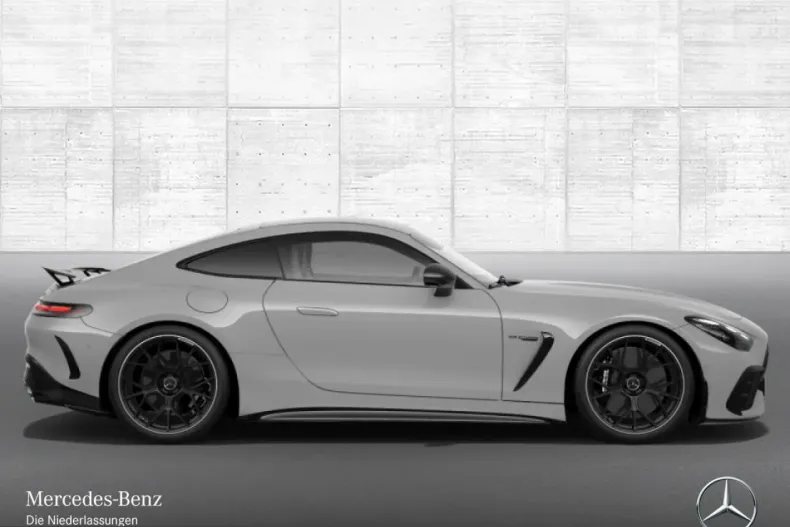 Mercedes-Benz AMG GT (Clasa GT) din 2025 cu 4.400 km - oferta MER207376 - foto 16