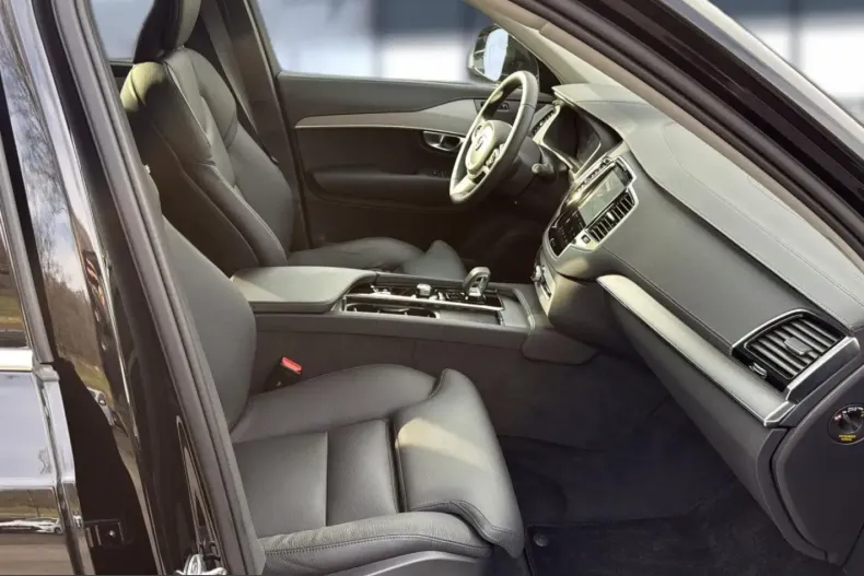 Volvo XC90 din 2024 cu 29.700 km - oferta VOL207377 - foto 23