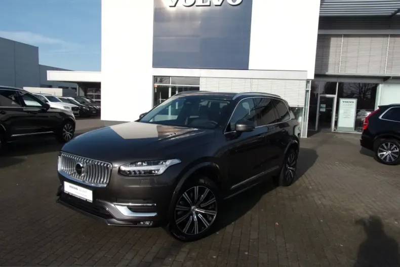Volvo XC90 din 2024 cu 22.900 km - oferta VOL207385 - foto 1