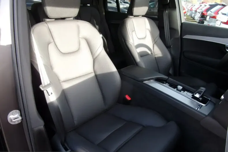 Volvo XC90 din 2024 cu 22.900 km - oferta VOL207385 - foto 14