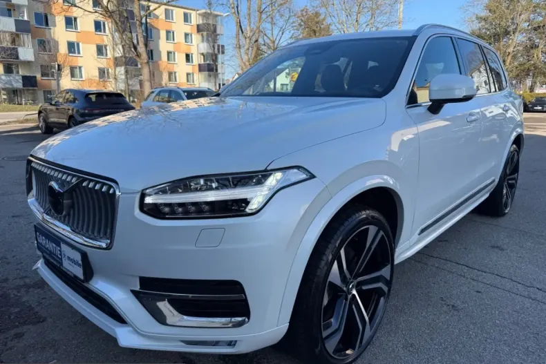 Volvo XC90 din 2024 cu 81.086 km - oferta VOL207386 - foto 1
