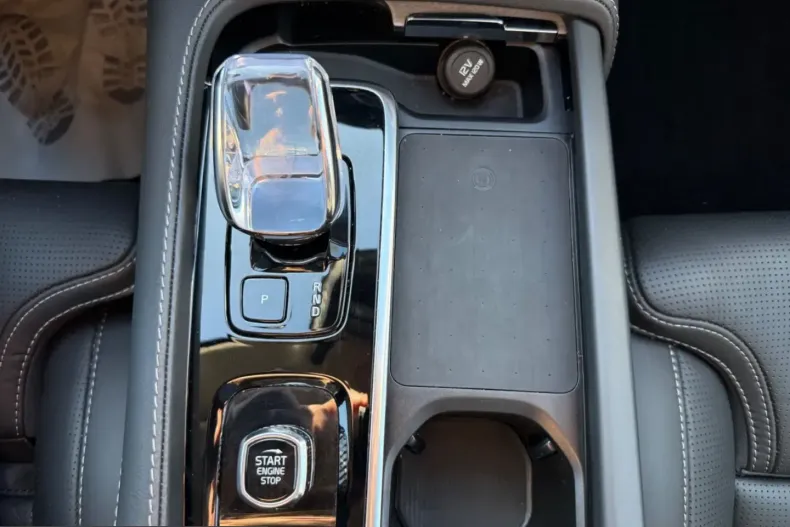 Volvo XC90 din 2024 cu 81.086 km - oferta VOL207386 - foto 28