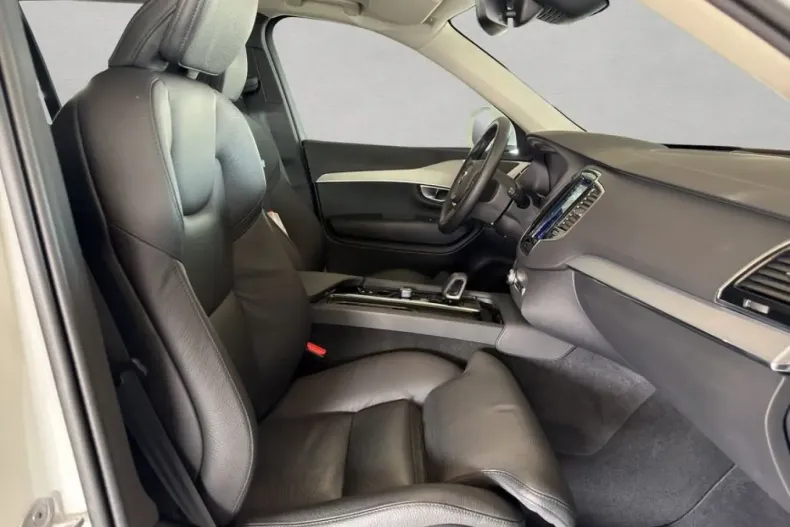 Volvo XC90 din 2024 cu 30.796 km - oferta VOL207387 - foto 16