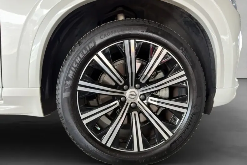 Volvo XC90 din 2024 cu 30.796 km - oferta VOL207387 - foto 18