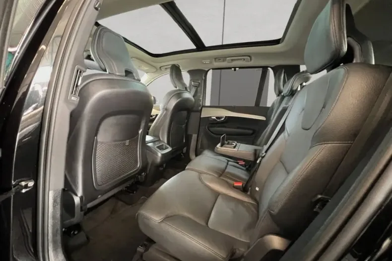 Volvo XC90 din 2024 cu 27.992 km - oferta VOL207389 - foto 16