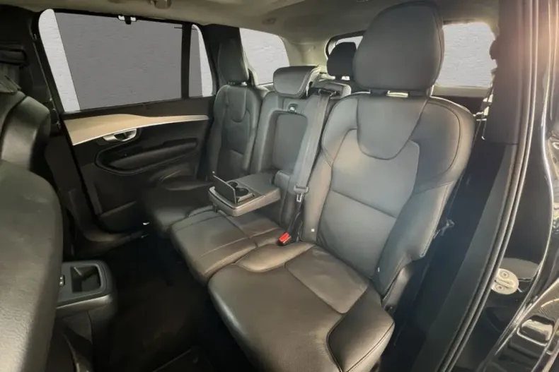 Volvo XC90 din 2024 cu 27.992 km - oferta VOL207389 - foto 18