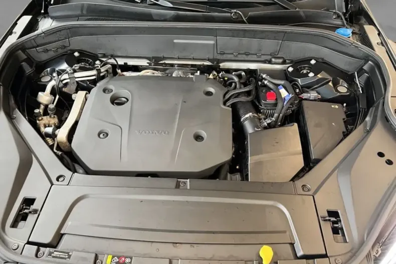 Volvo XC90 din 2024 cu 27.992 km - oferta VOL207389 - foto 22