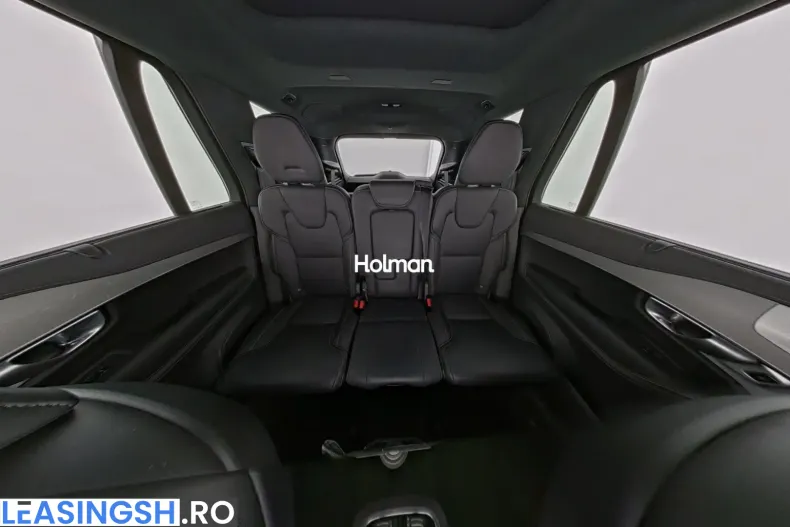 Volvo XC90 din 2024 cu 42.981 km - oferta VOL207390 - foto 8
