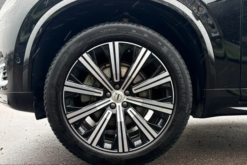 Volvo XC90 din 2024 cu 30.000 km - oferta VOL207391 - foto 2