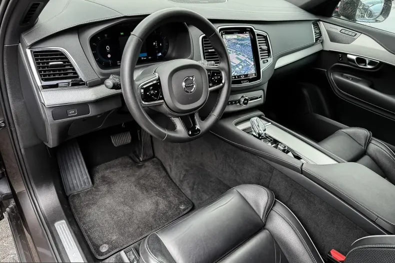 Volvo XC90 din 2024 cu 43.255 km - oferta VOL207392 - foto 6