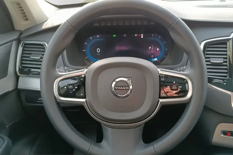 Volvo XC90 din 2024 cu 50.250 km - oferta VOL207395 - foto 11