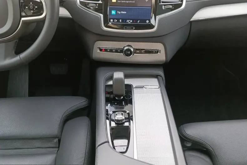 Volvo XC90 din 2024 cu 50.250 km - oferta VOL207395 - foto 14