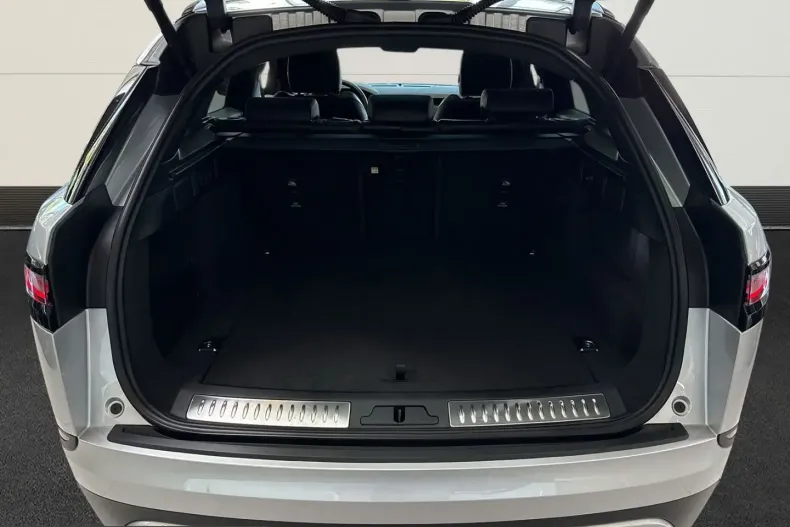 Land Rover Range Rover Velar din 2025 cu 12.500 km - oferta LAN207396 - foto 8