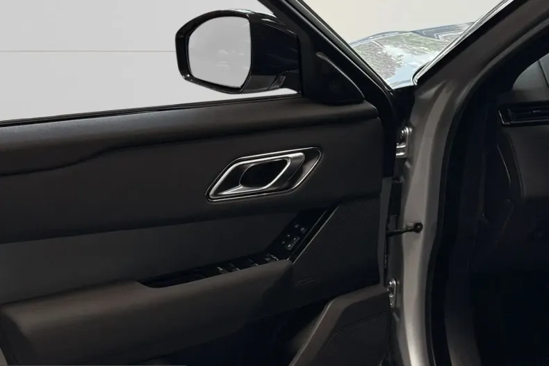 Land Rover Range Rover Velar din 2025 cu 12.500 km - oferta LAN207396 - foto 16