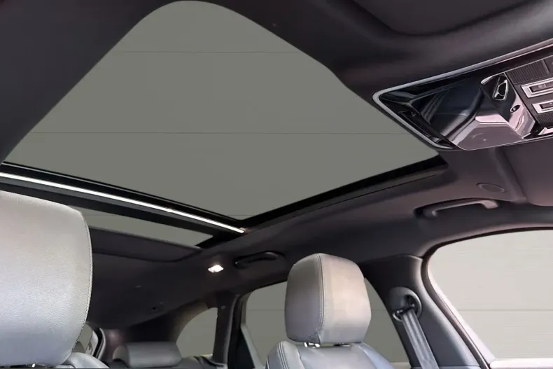 Land Rover Range Rover Velar din 2025 cu 12.500 km - oferta LAN207396 - foto 18