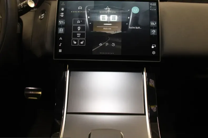 Land Rover Range Rover Velar din 2025 cu 9.900 km - oferta LAN207398 - foto 7