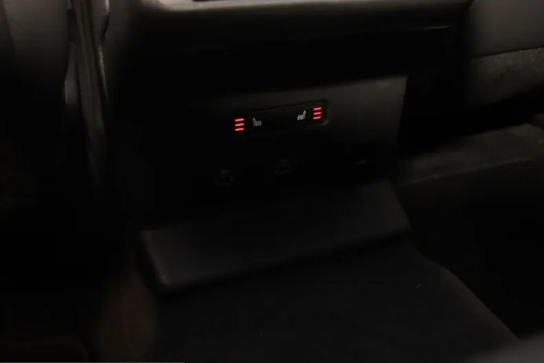 Land Rover Range Rover Velar din 2025 cu 9.900 km - oferta LAN207398 - foto 16