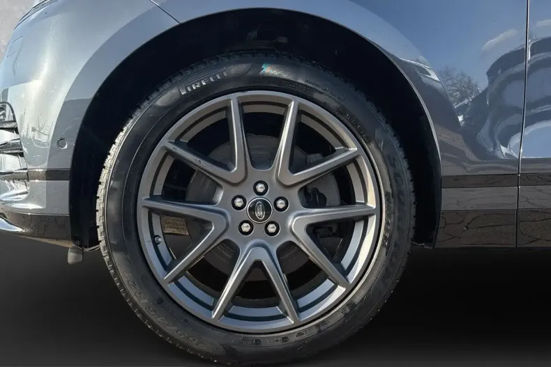 Land Rover Range Rover Velar din 2025 cu 28.414 km - oferta LAN207401 - foto 9