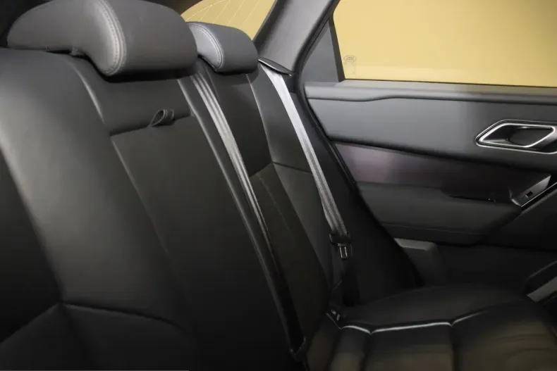 Land Rover Range Rover Velar din 2025 cu 14.100 km - oferta LAN207403 - foto 8