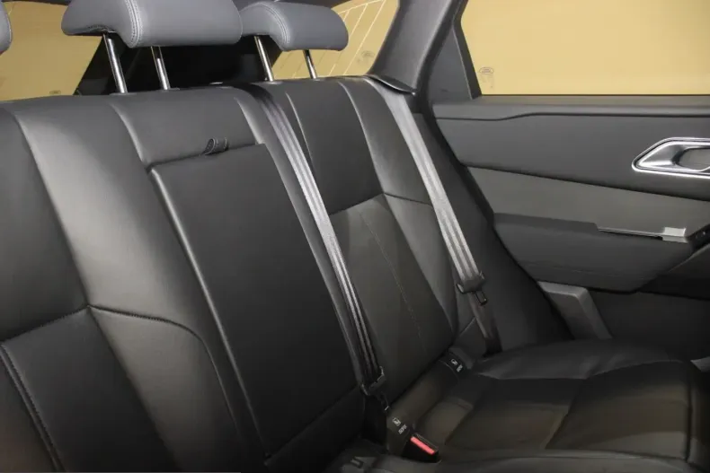 Land Rover Range Rover Velar din 2025 cu 13.090 km - oferta LAN207404 - foto 8