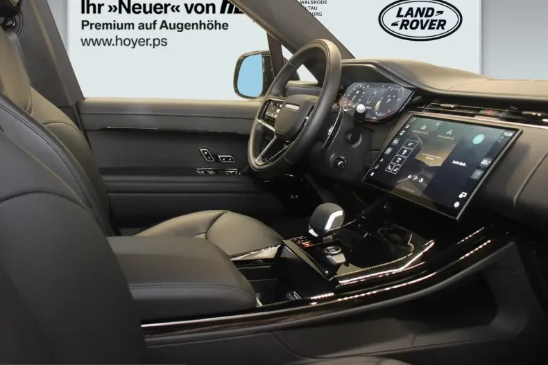 Land Rover Range Rover Sport din 2025 cu 13.600 km - oferta LAN207408 - foto 4