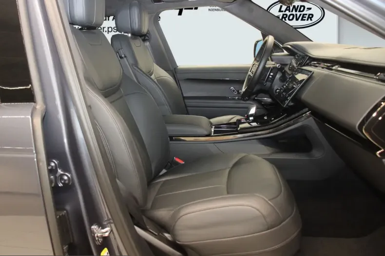 Land Rover Range Rover Sport din 2025 cu 13.600 km - oferta LAN207408 - foto 6