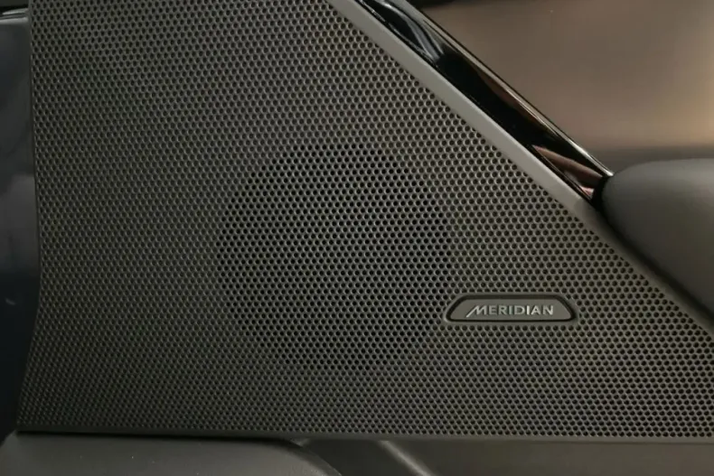 Land Rover Range Rover Velar din 2025 cu 9.000 km - oferta LAN207413 - foto 17