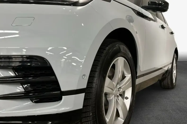 Land Rover Range Rover Velar din 2025 cu 14.067 km - oferta LAN207415 - foto 12