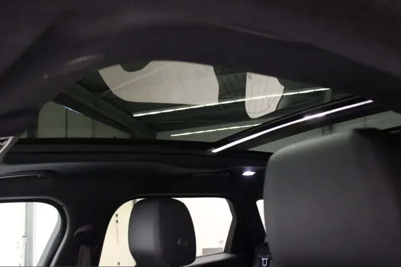 Land Rover Range Rover Velar din 2025 cu 28.300 km - oferta LAN207416 - foto 20