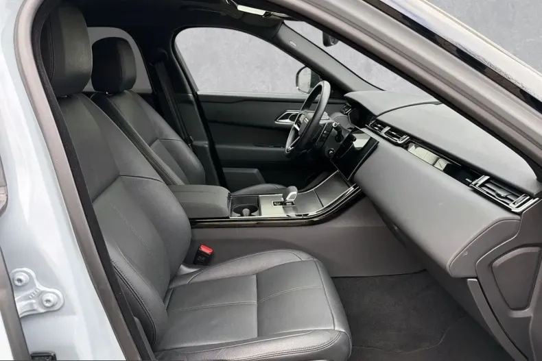 Land Rover Range Rover Velar din 2025 cu 36.752 km - oferta LAN207417 - foto 3