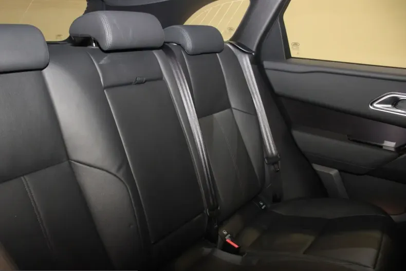 Land Rover Range Rover Velar din 2025 cu 14.720 km - oferta LAN207420 - foto 8