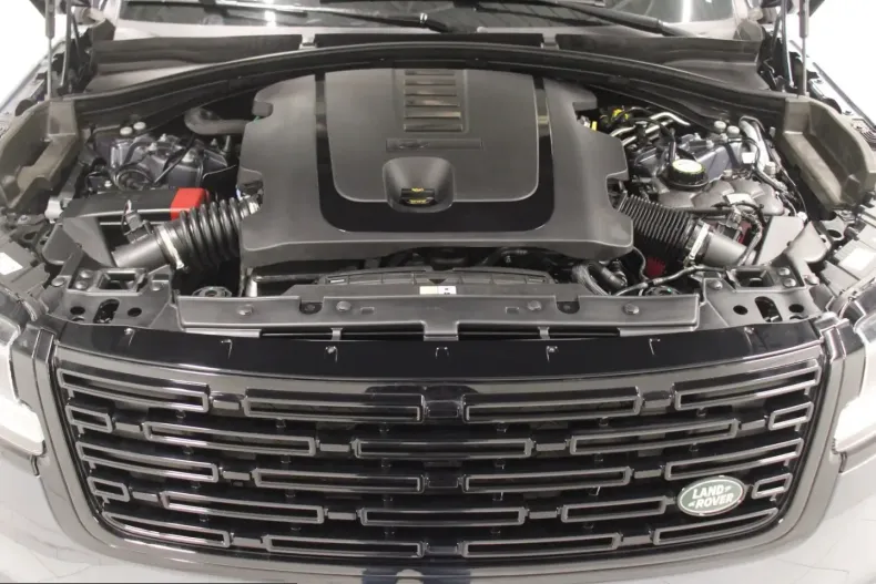 Land Rover Range Rover Velar din 2025 cu 14.720 km - oferta LAN207420 - foto 13