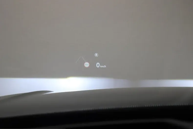 Land Rover Range Rover Velar din 2025 cu 14.720 km - oferta LAN207420 - foto 21