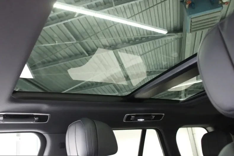 Land Rover Range Rover din 2025 cu 16.900 km - oferta LAN207427 - foto 9