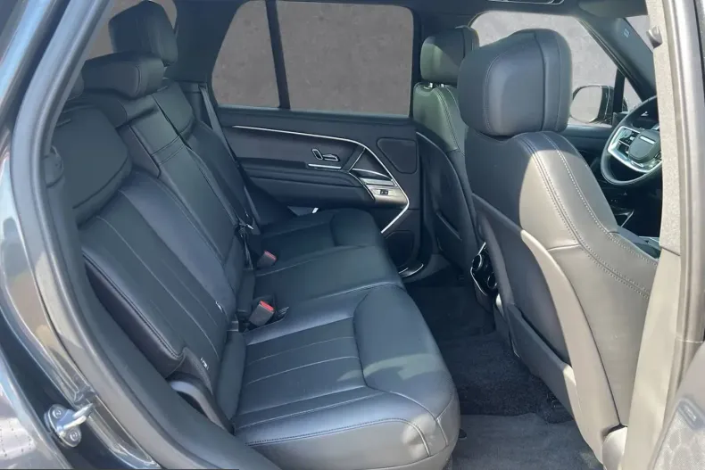 Land Rover Range Rover din 2025 cu 25.210 km - oferta LAN207428 - foto 5