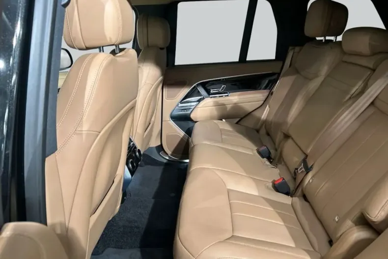 Land Rover Range Rover din 2025 cu 27.654 km - oferta LAN207429 - foto 5