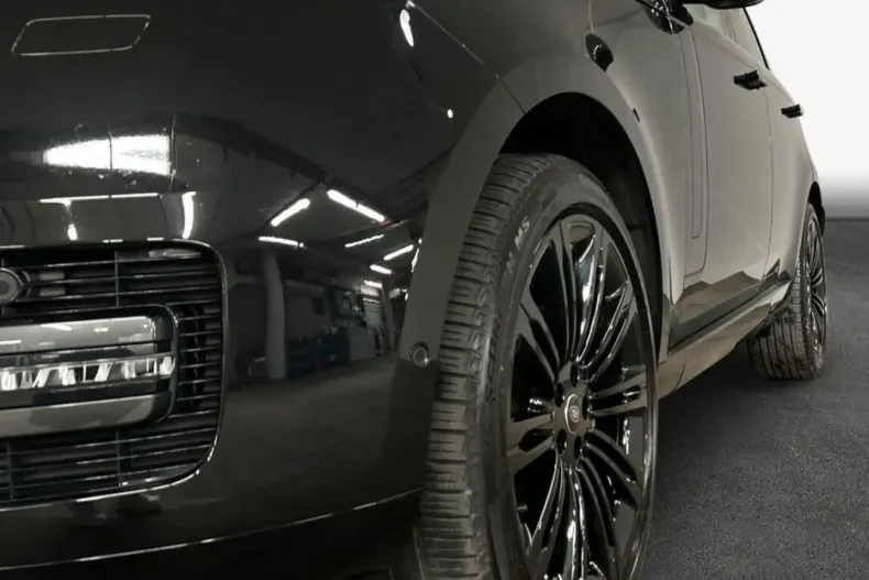 Land Rover Range Rover din 2025 cu 27.654 km - oferta LAN207429 - foto 12