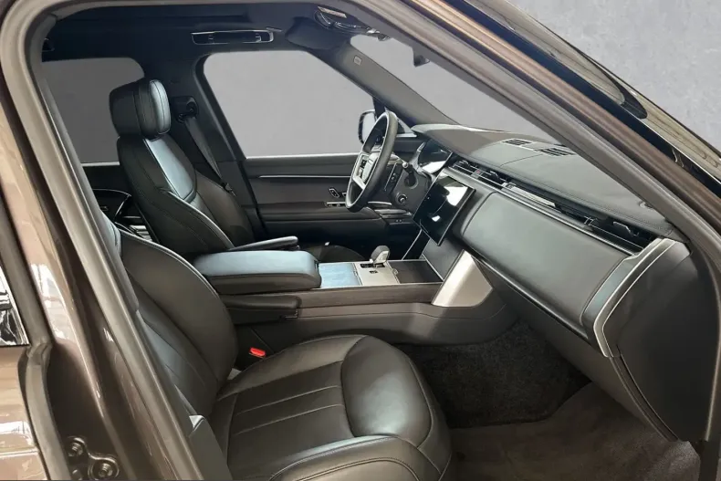 Land Rover Range Rover din 2025 cu 20.900 km - oferta LAN207431 - foto 3
