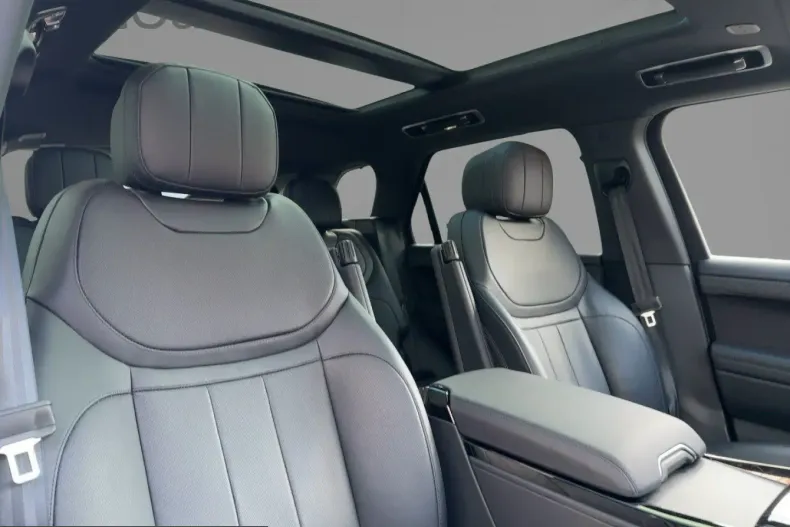 Land Rover Range Rover Sport din 2025 cu 20.286 km - oferta LAN207433 - foto 15