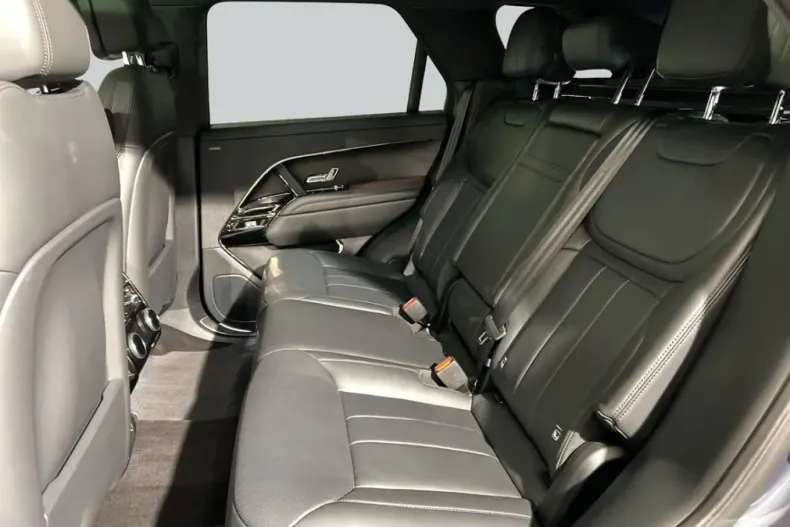 Land Rover Range Rover Sport din 2025 cu 25.164 km - oferta LAN207435 - foto 6