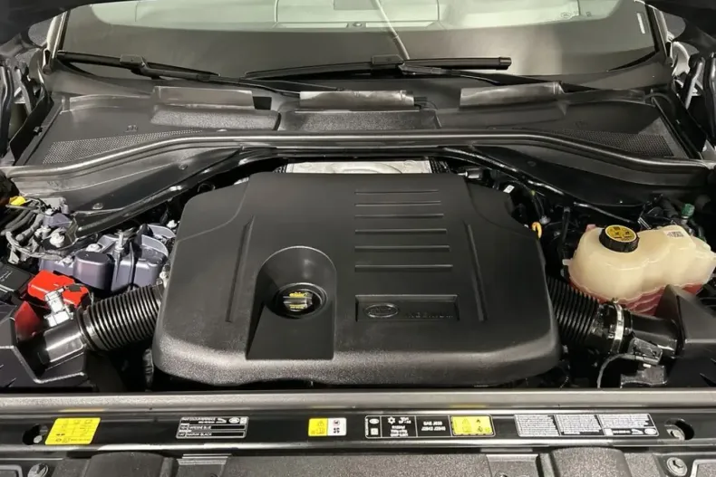 Land Rover Range Rover Sport din 2025 cu 25.164 km - oferta LAN207435 - foto 11