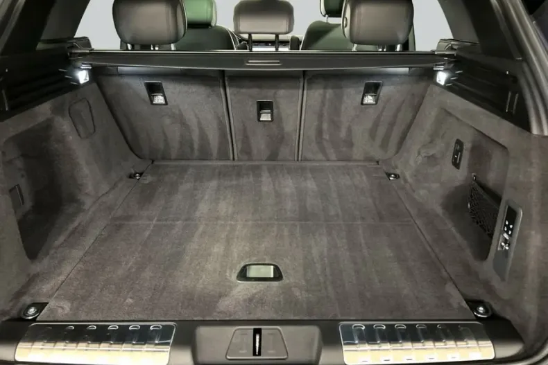 Land Rover Range Rover Sport din 2025 cu 25.164 km - oferta LAN207435 - foto 12