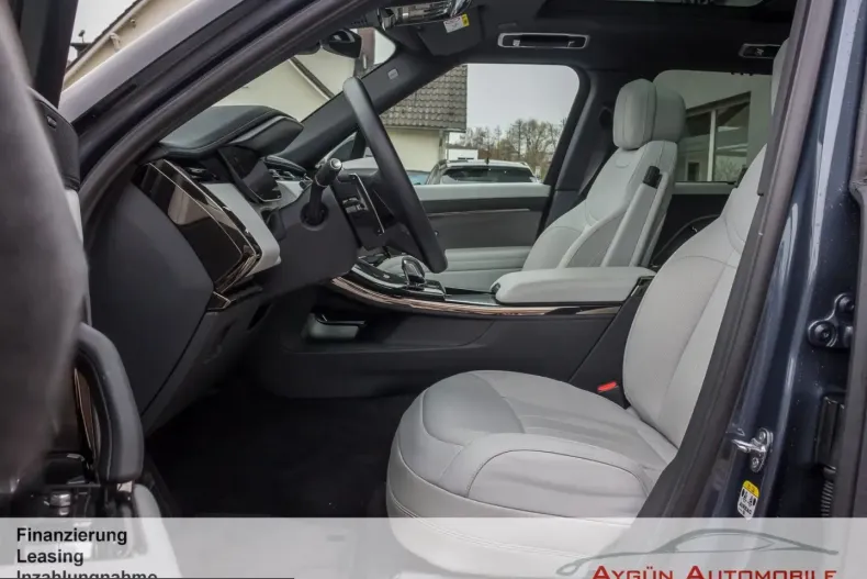 Land Rover Range Rover Sport din 2025 cu 13.800 km - oferta LAN207436 - foto 9