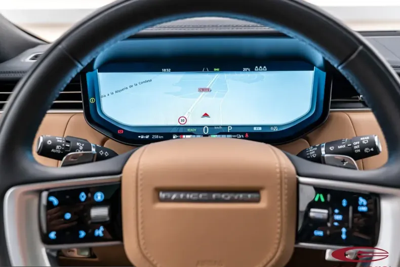 Land Rover Range Rover din 2025 cu 15.000 km - oferta LAN207440 - foto 12