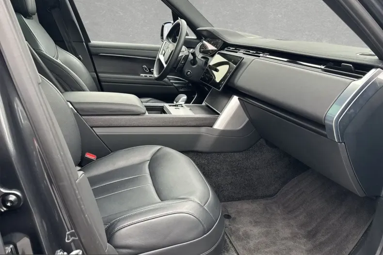 Land Rover Range Rover din 2025 cu 23.194 km - oferta LAN207441 - foto 3