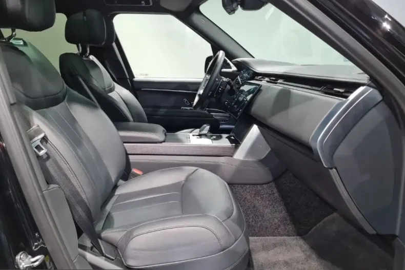 Land Rover Range Rover din 2025 cu 37.850 km - oferta LAN207442 - foto 4