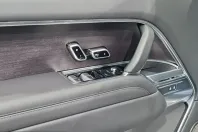 Land Rover Range Rover din 2025 cu 37.850 km - oferta LAN207442 - foto 12