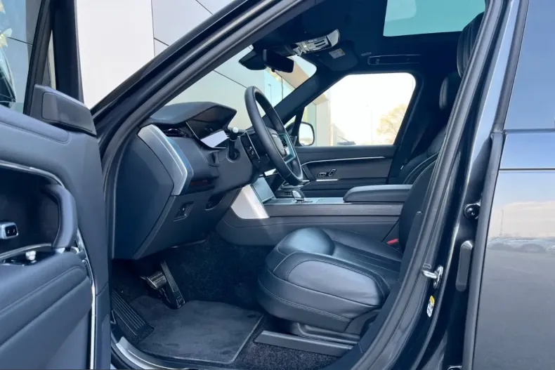 Land Rover Range Rover din 2025 cu 9.000 km - oferta LAN207446 - foto 9