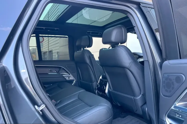 Land Rover Range Rover din 2025 cu 9.000 km - oferta LAN207446 - foto 11